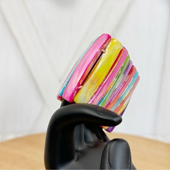 Mother Of Pearl Abalone Luster Seashell Elastic Stretch Cuff Bracelet Rainbow - Picture 6 of 9